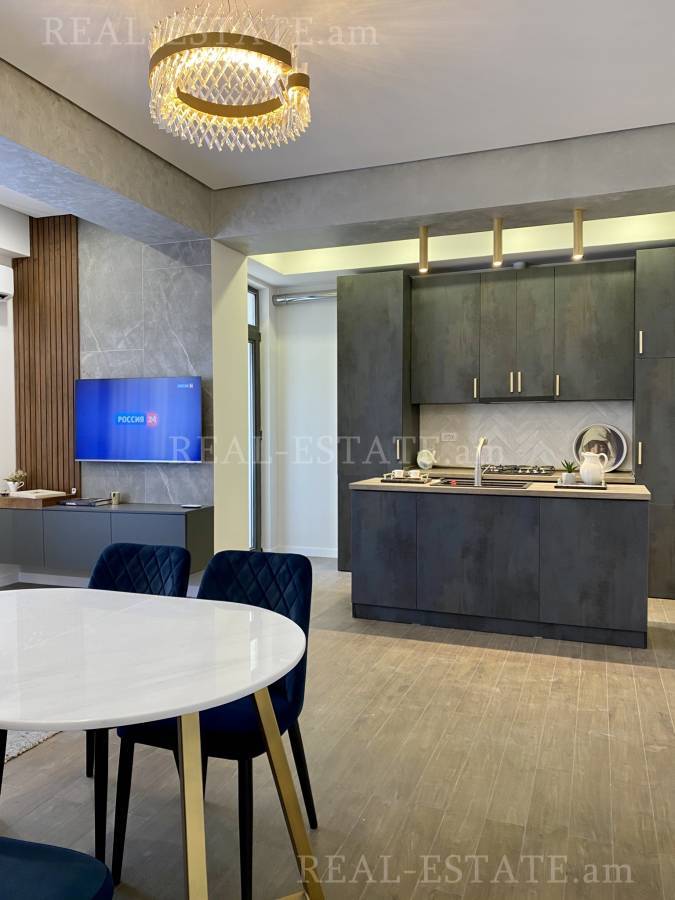 3 bedroom apartment for sale Antarayin St, Center Yerevan, 103041