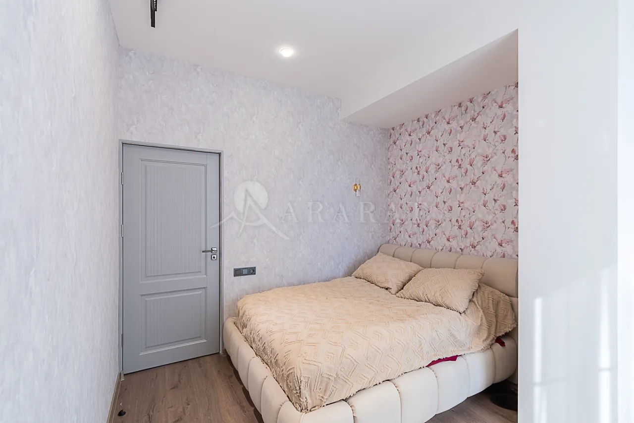 Купить дом Паруйр Севак 11, Аван Ереван, 159480