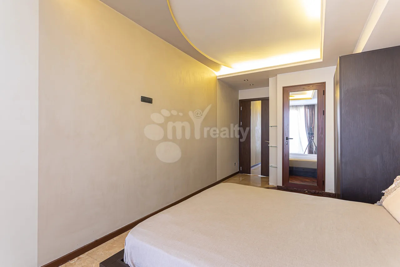 3 bedroom apartment for sale Gyulbenkyan St, Arabkir Yerevan, 157210