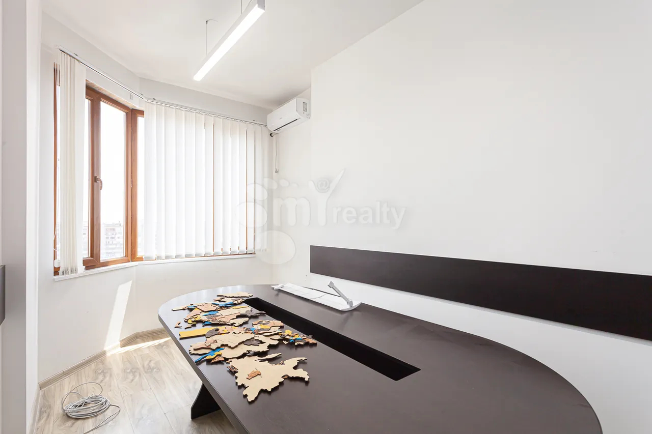 Commercial property for rent V.Papazyan St, Arabkir Yerevan, 160453