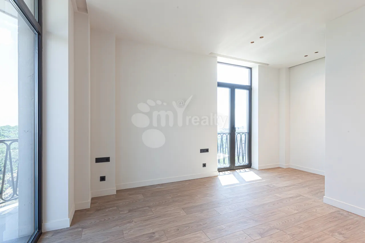 5 bedroom apartment for sale Orbeli Yeghbayrner   St, Arabkir Yerevan, 160863