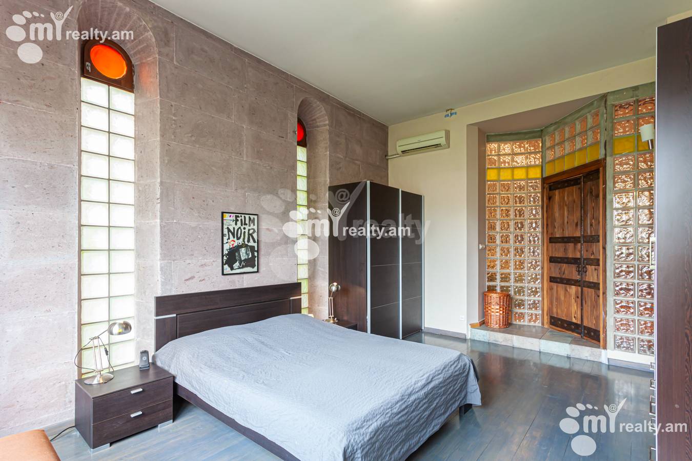 3 bedroom apartment for sale Sayat-Nova Ave, Center Yerevan, 152043