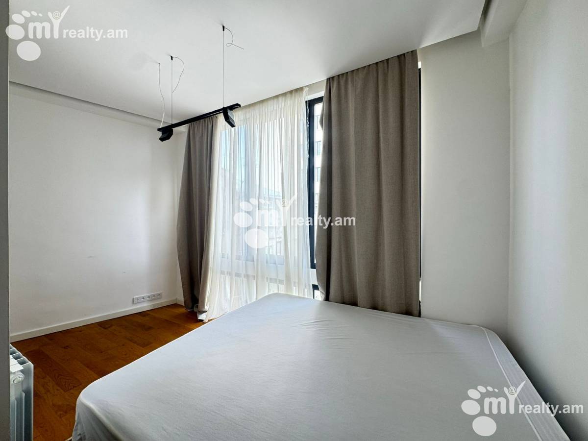 3 bedroom apartment for sale D. Demirchyan St, Center Yerevan, 160042