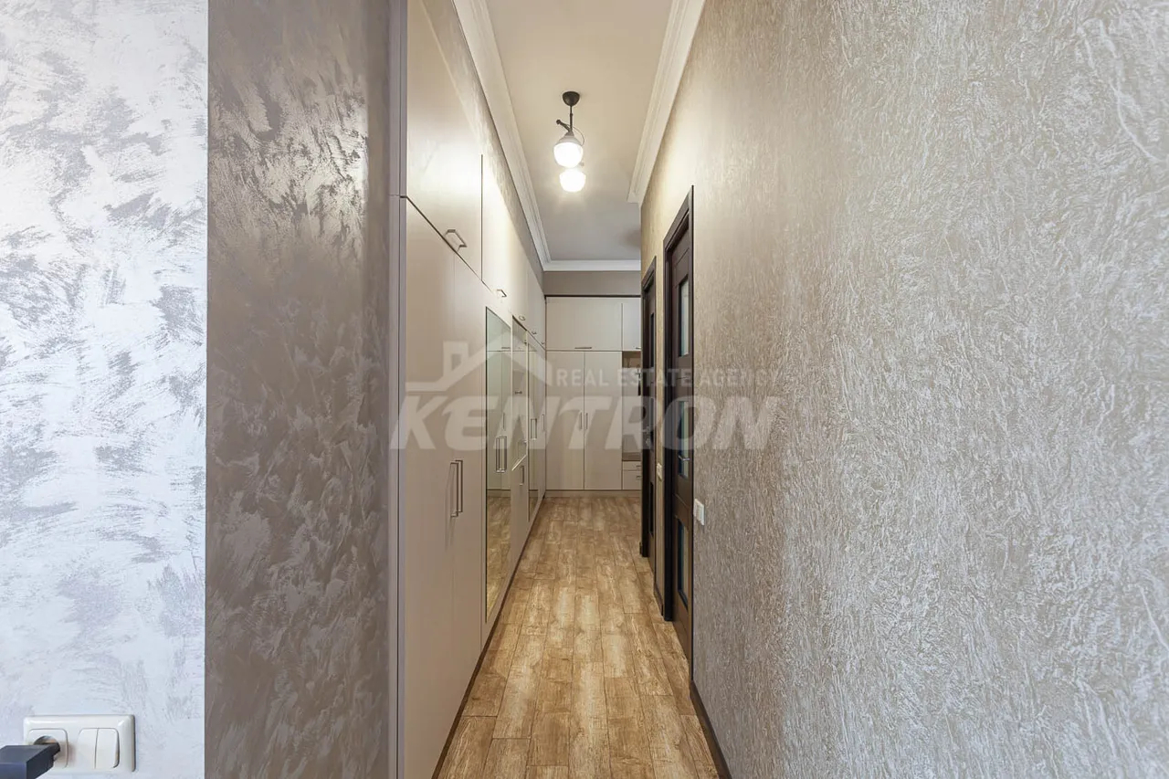 3 bedroom apartment for rent Mashtots Ave, Center Yerevan, 158796