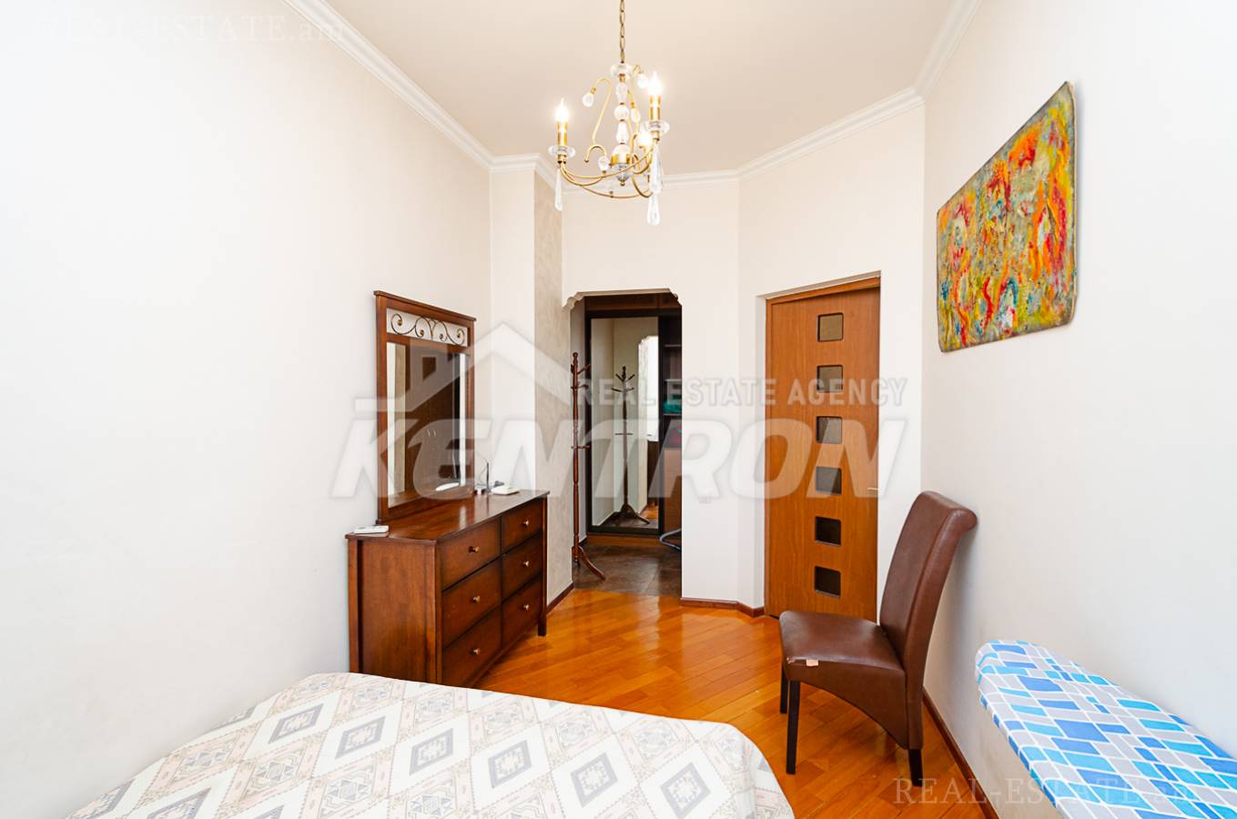 Снять 2 комнатную квартиру Саят-Нова пр, Центр Ереван, 136059