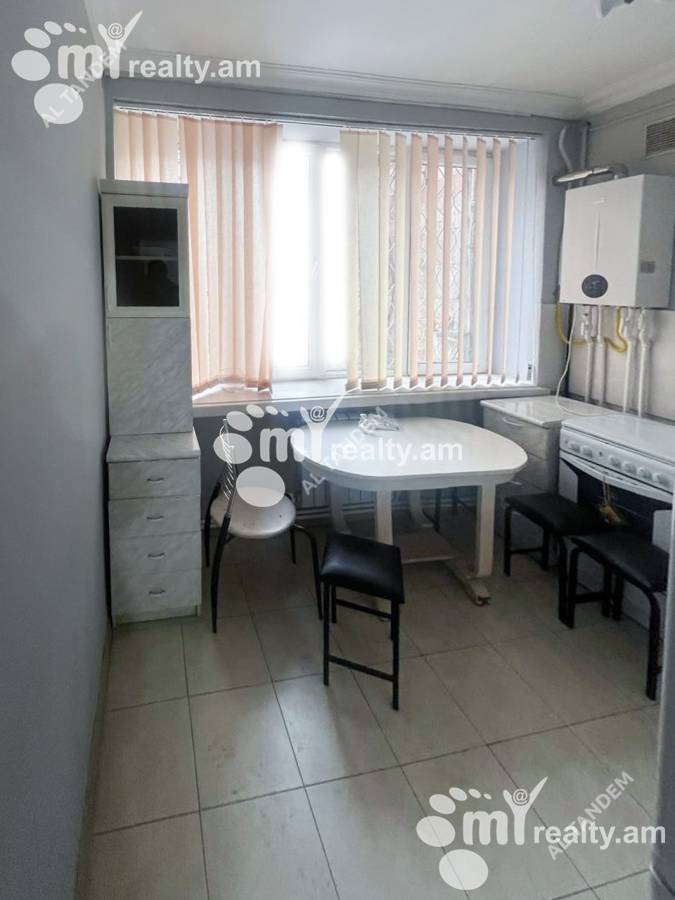 Commercial property for rent Mashtots Ave, Center Yerevan, 159420