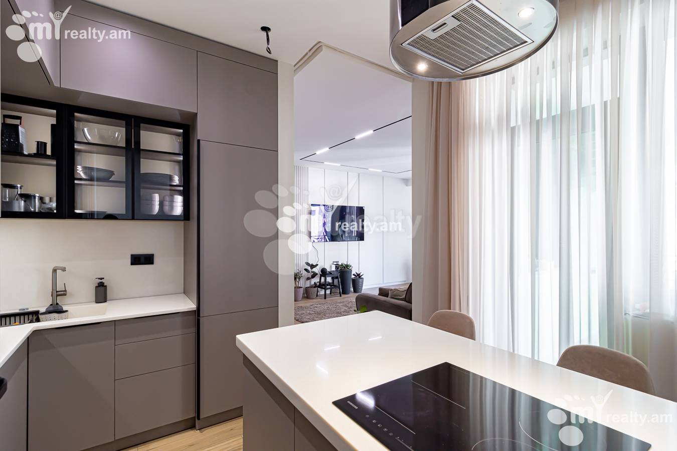 3 սենյականոց բնակարան  Տիգրան Պետրոսյան փող., Դավթաշեն Երևան, 152828