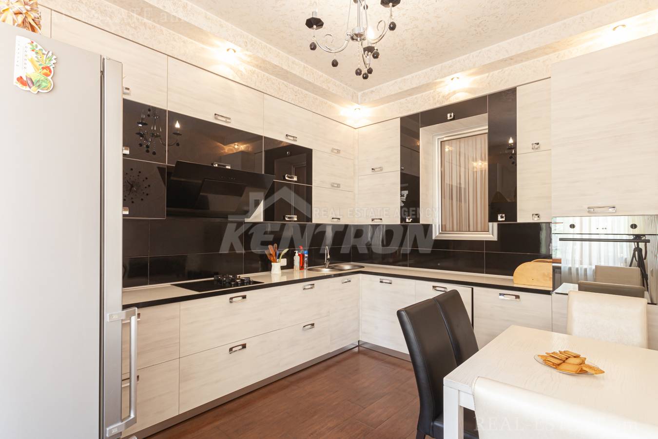 4 bedroom apartment for sale خیابان کاجازنونی, مرکز شهر ایروان, 138855