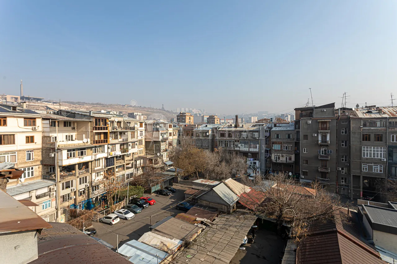 5 bedroom apartment for rent Spendiaryan St, Center Yerevan, 158572