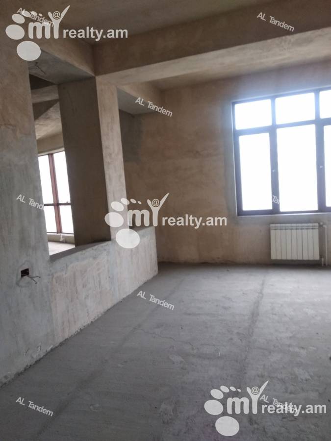 5 սենյականոց բնակարան  Աբովյան փող, Կենտրոն Երևան, 124041