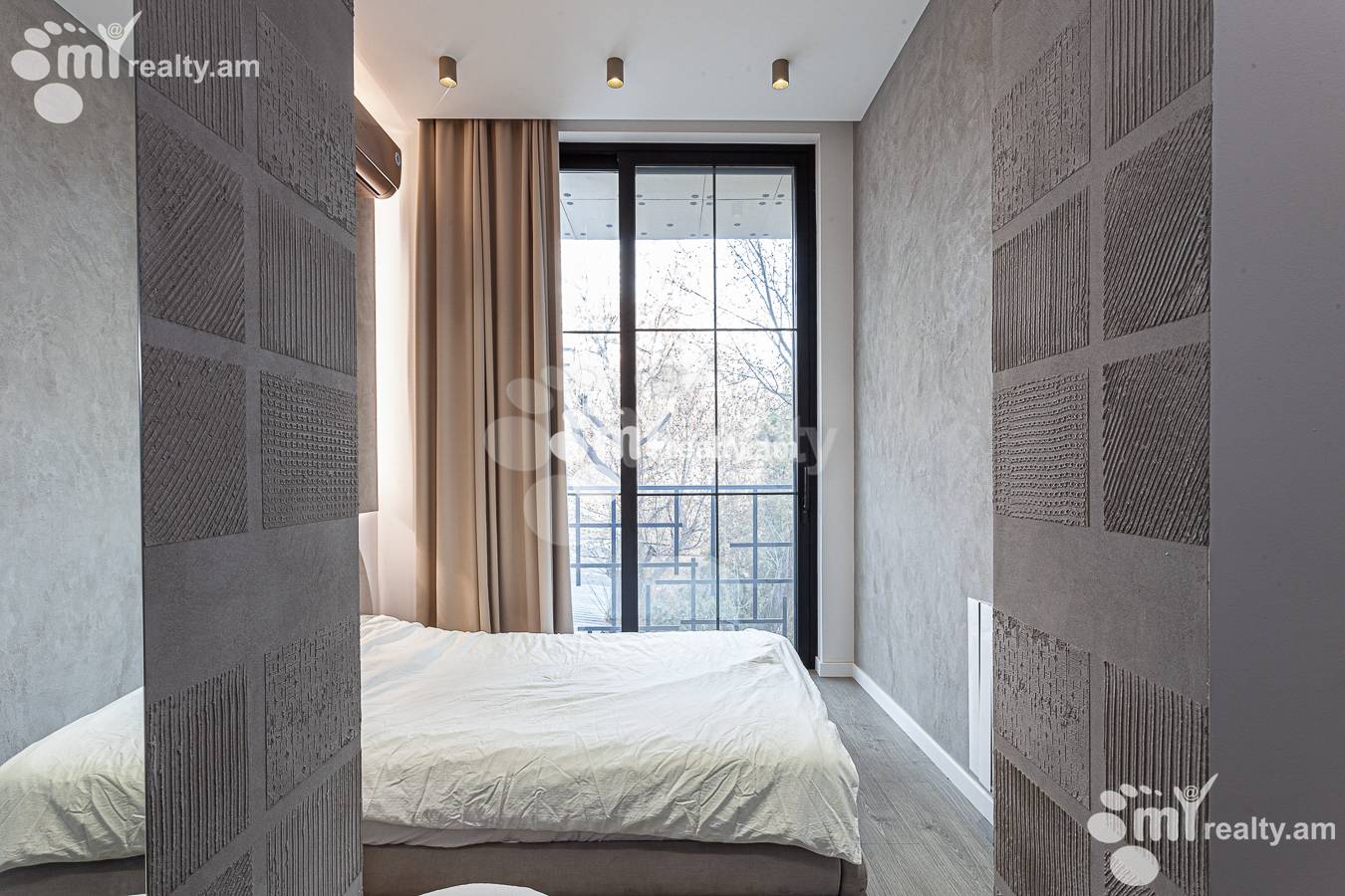 2 bedroom apartment for sale Isahakyan St, Center Yerevan, 150483