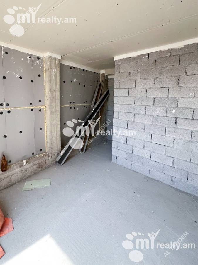 2 bedroom apartment for sale خیابان اِرزنکیان, عربگیر ایروان, 160169