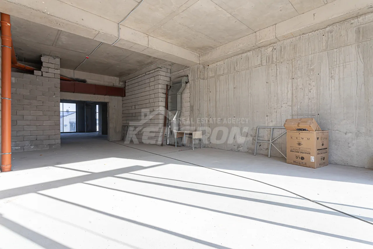 Commercial property for sale Paruyr Sevak  dis. 17 street, Avan Yerevan, 157751