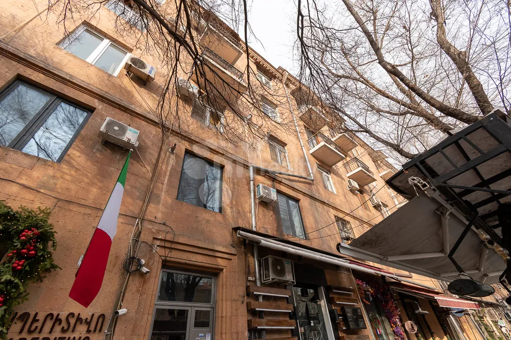 bnakaran/3-senyakanoc/Tamanyan+St/Center/Yerevan