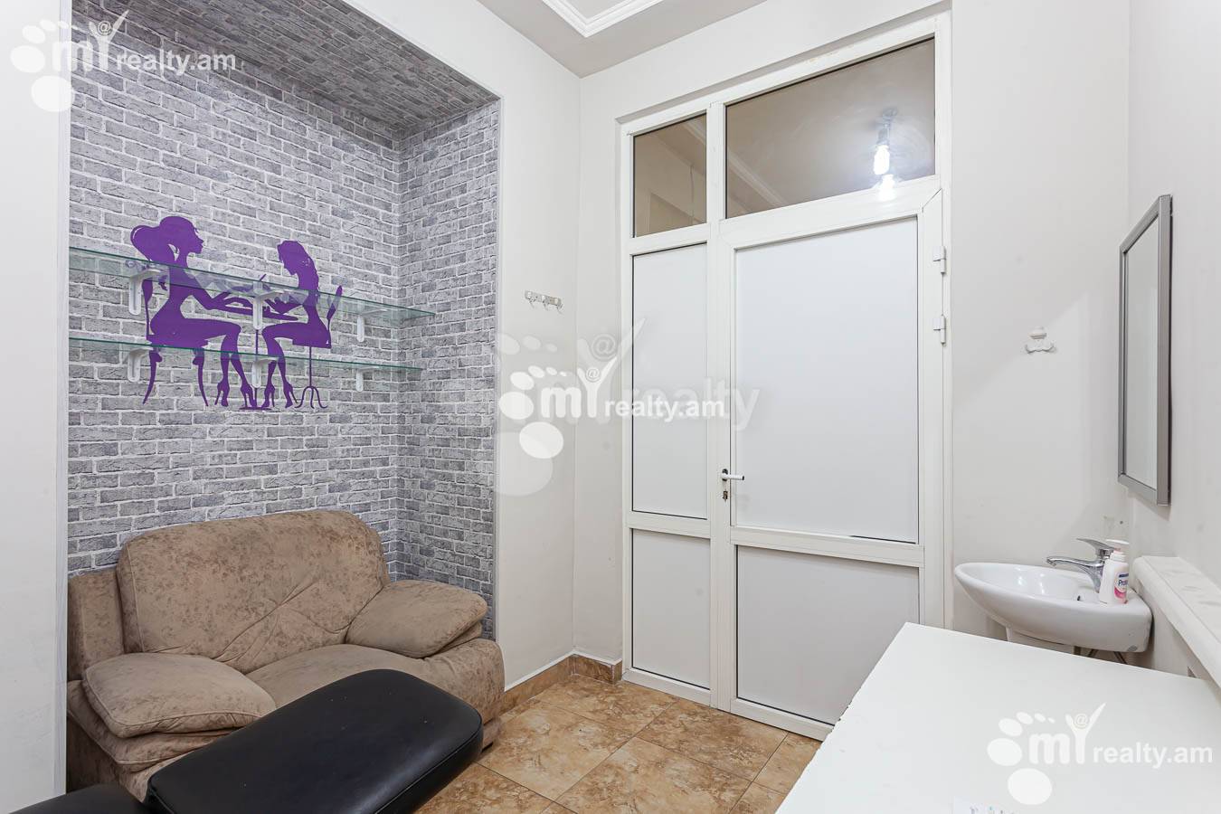 Commercial property for rent Abovyan St, Center Yerevan, 154004