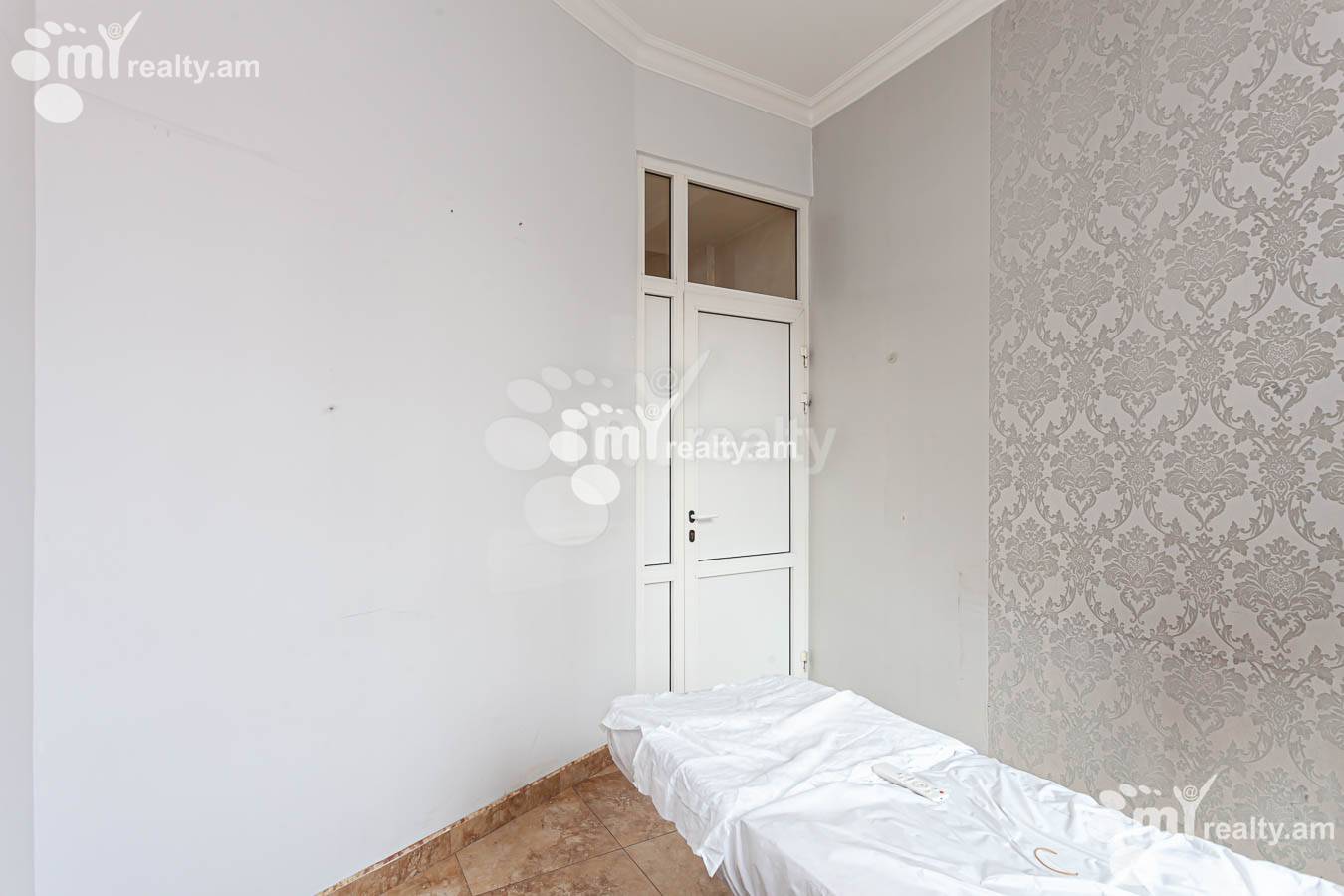 Commercial property for rent Abovyan St, Center Yerevan, 154004