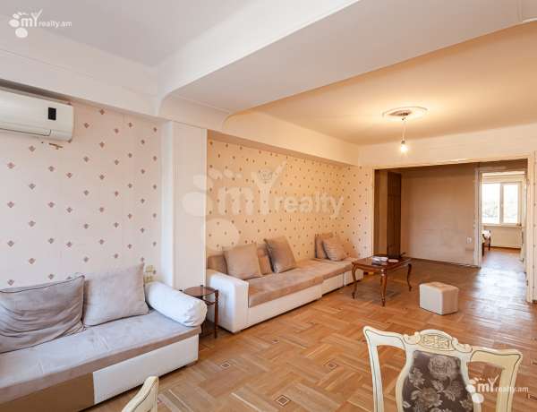 3-senyakanoc-bnakaran-vacharq-Yerevan-Center