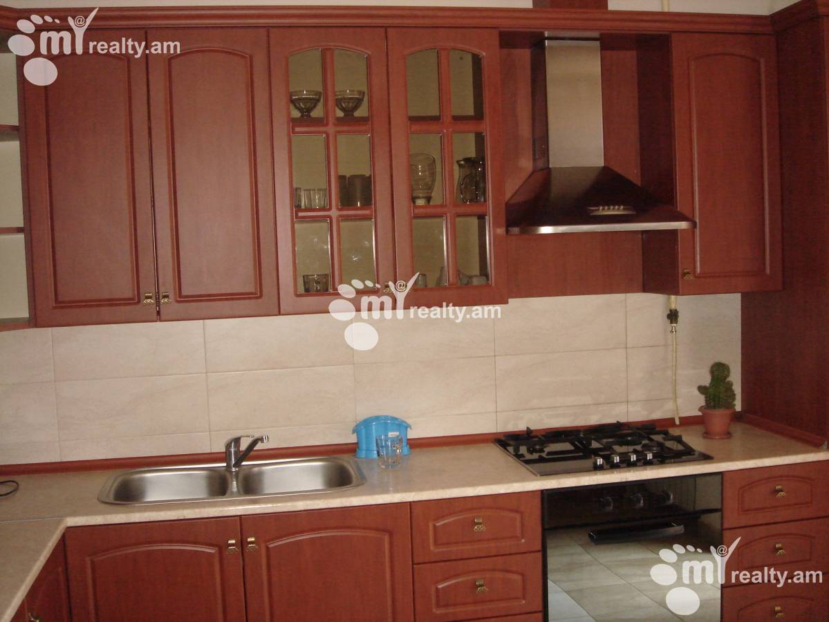 Снять 2 комнатную квартиру Московян ул, Центр Ереван, 154596