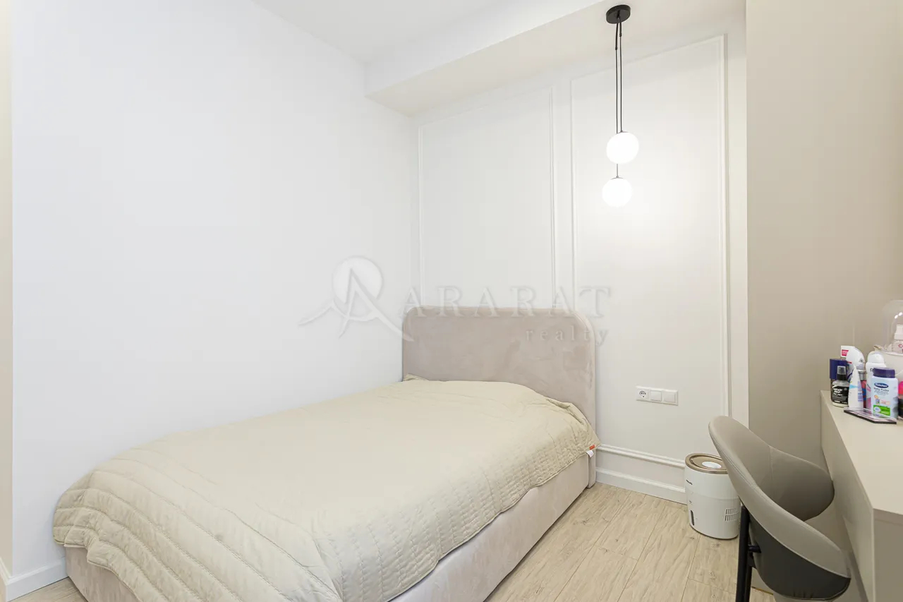 3 bedroom apartment for sale K. Ulnetsi St, Quanaquère-Zeytoun Yerevan, 157279