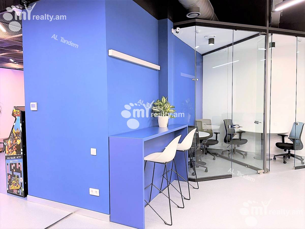 Commercial for rent خیابان امیریان, مرکز شهر ایروان, 127157