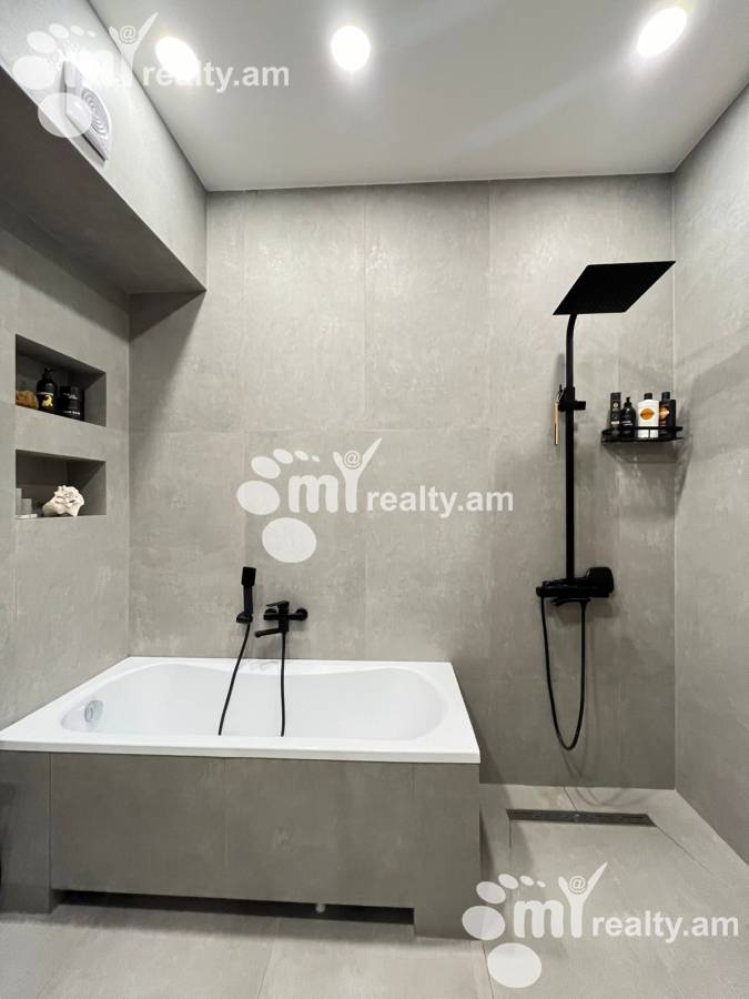 3 bedroom apartment for sale K. Ulnetsi St, Kanaqer-Zeytun Yerevan, 156666
