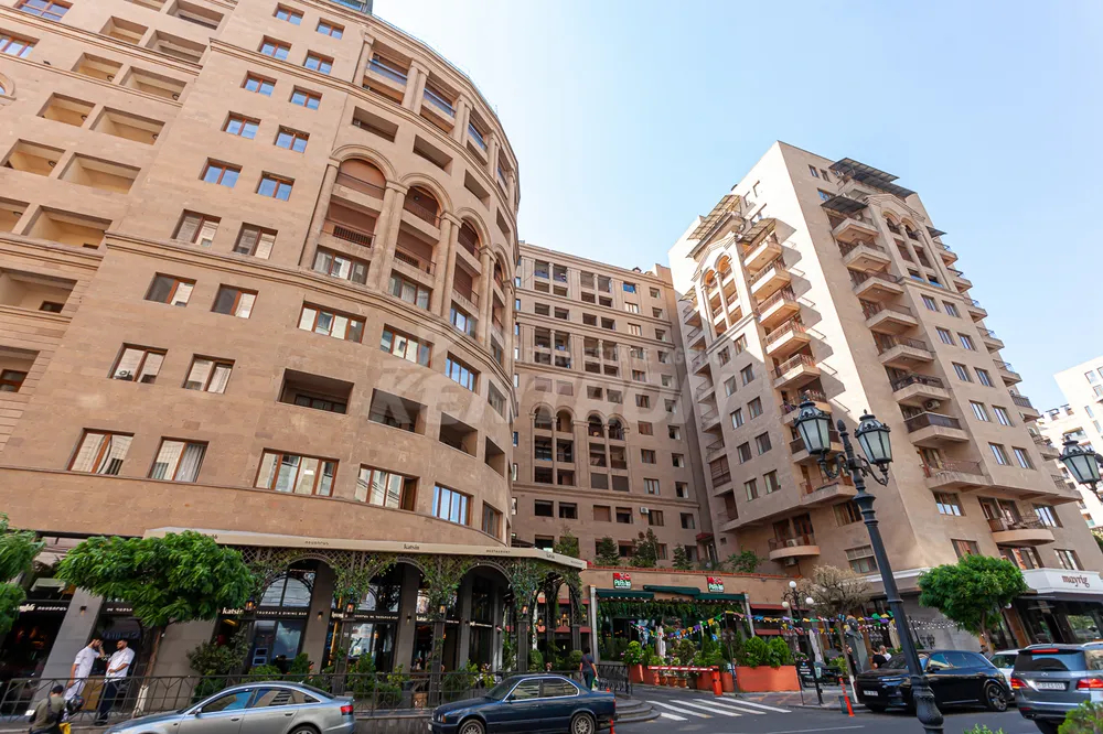 norakaruyc-bnakaran/3-senyakanoc/Amiryan+St/Center/Yerevan