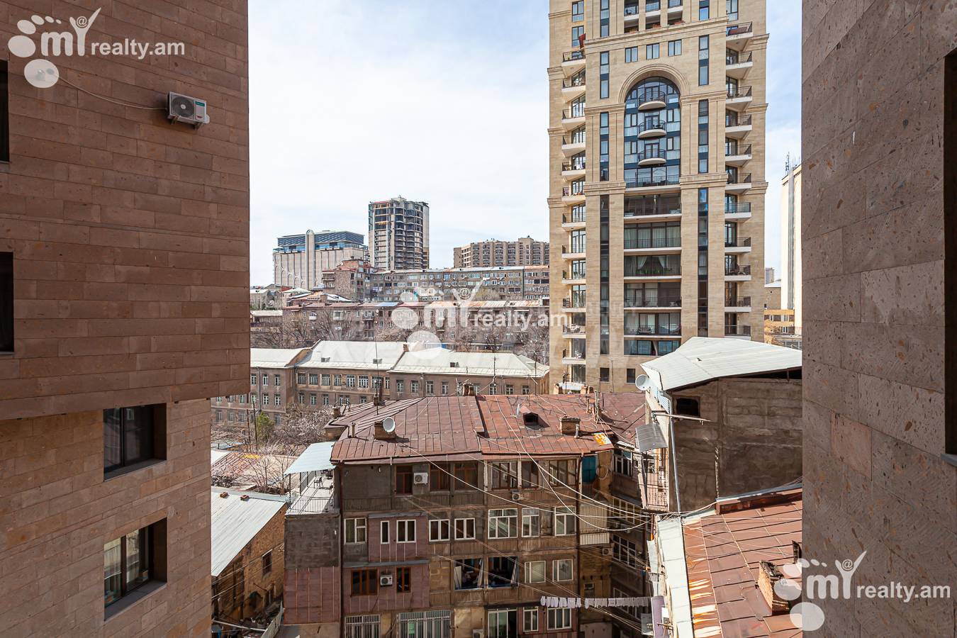 Commercial property for rent Buzand St, Center Yerevan, 147119