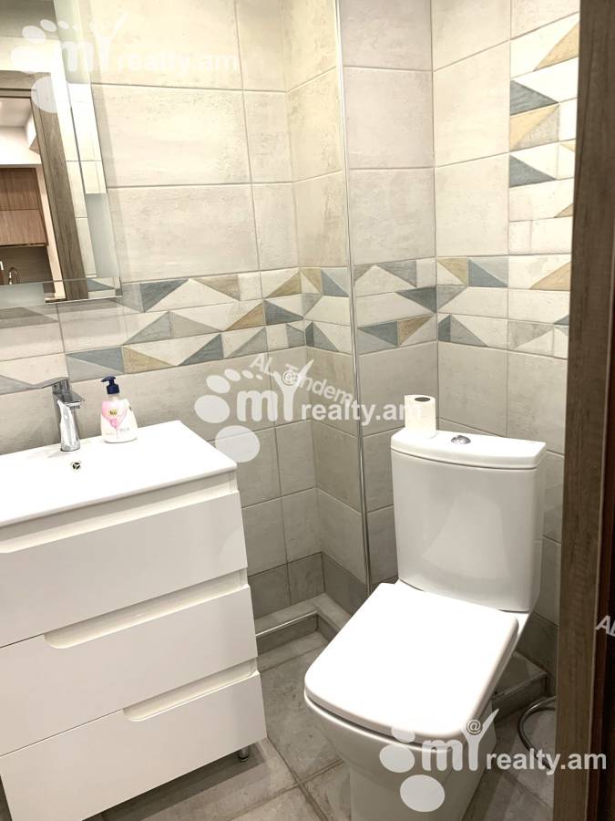 3 bedroom apartment for rent Koghbatsi St, Center Yerevan, 158580