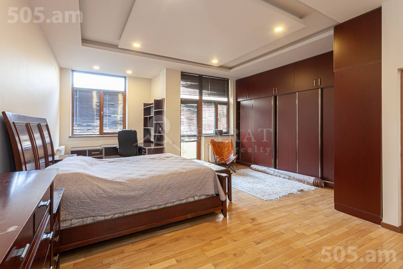 4 bedroom apartment for rent Azatutyan Ave, Arabkir Yerevan, 154351