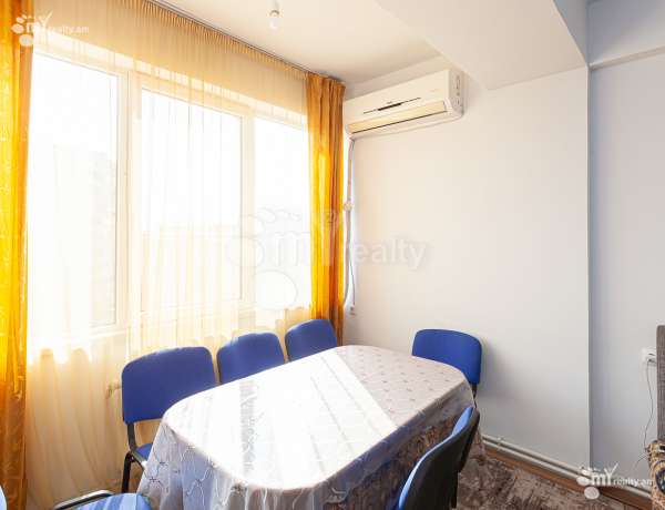 2-senyakanoc-bnakaran-vacharq-Yerevan-Achapnyak