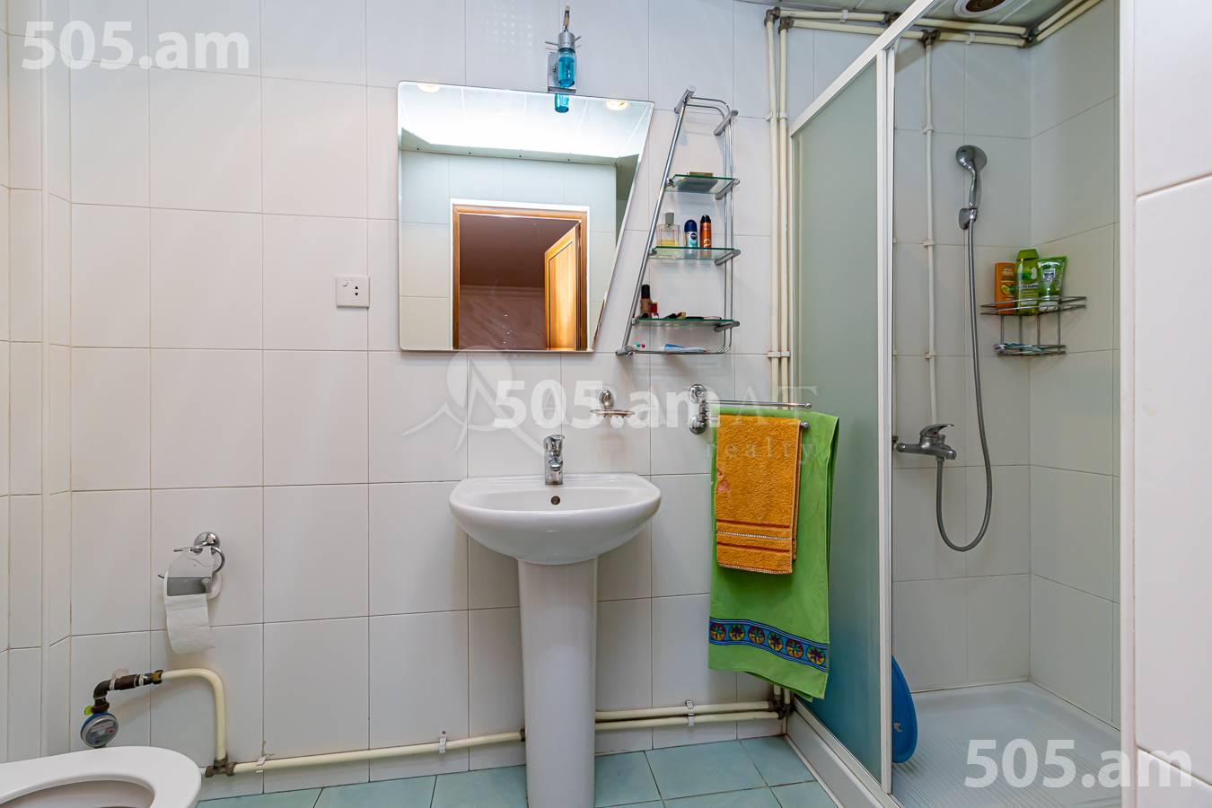 Купить 1 комнатную квартиру Налбандян ул, Центр Ереван, 153832