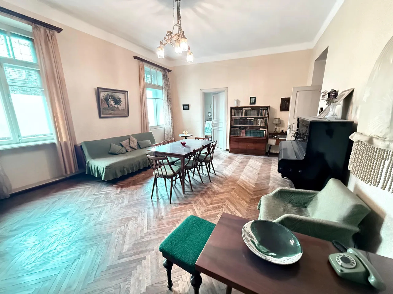 3 bedroom apartment for sale خیابان ابوویان, مرکز شهر ایروان, 158996