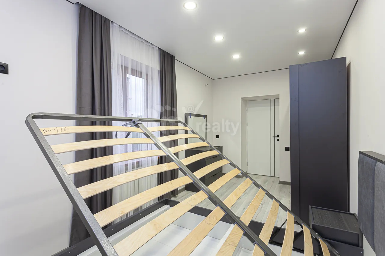 4 bedroom apartment for sale Hr.Kochar St, Arabkir Yerevan, 160498