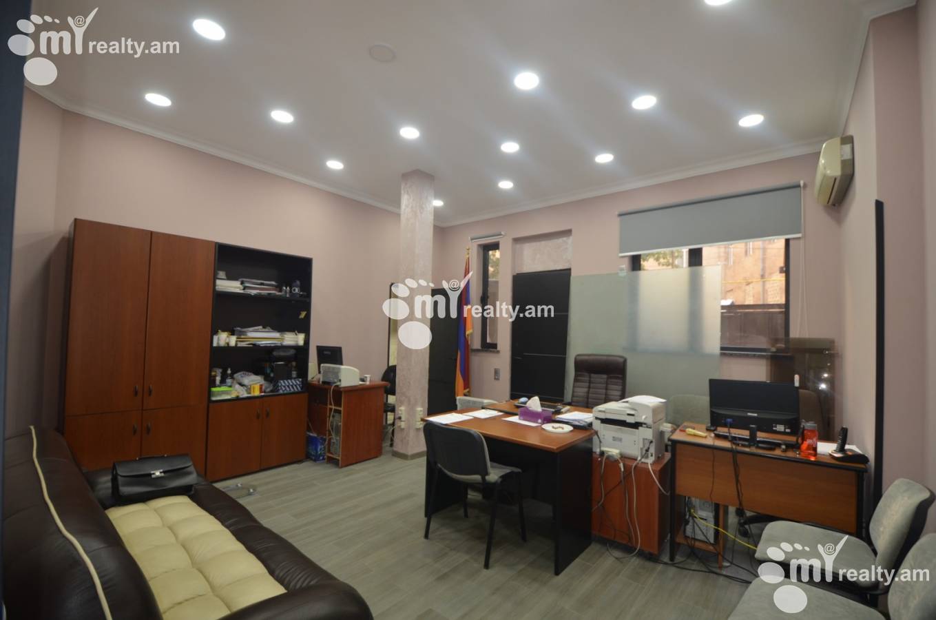 Снять коммерческoе помещение Вардананц ул, Центр Ереван, 132375