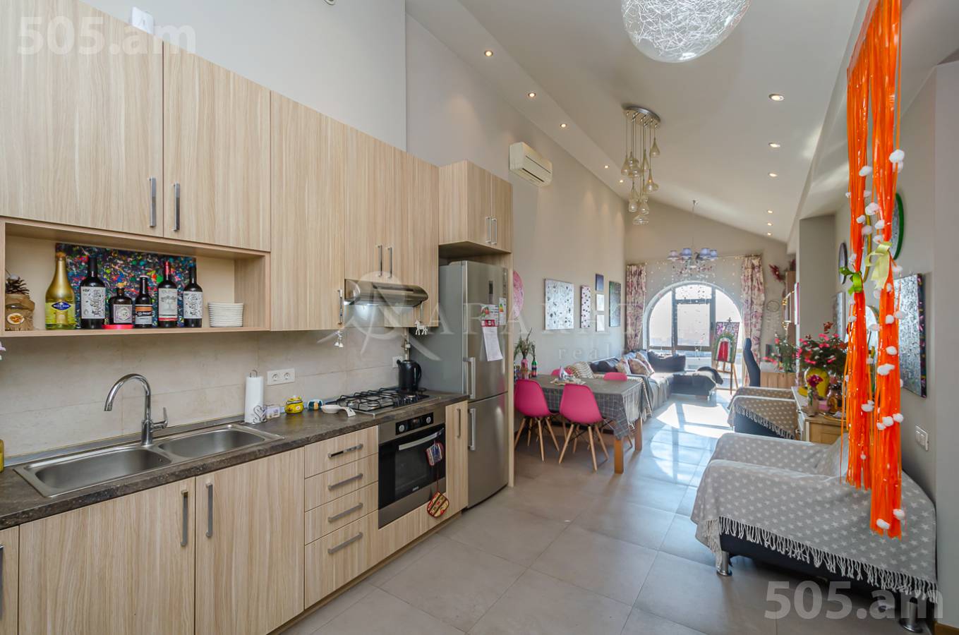 2 bedroom apartment for sale خیابان آنتارایین, مرکز شهر ایروان, 154453