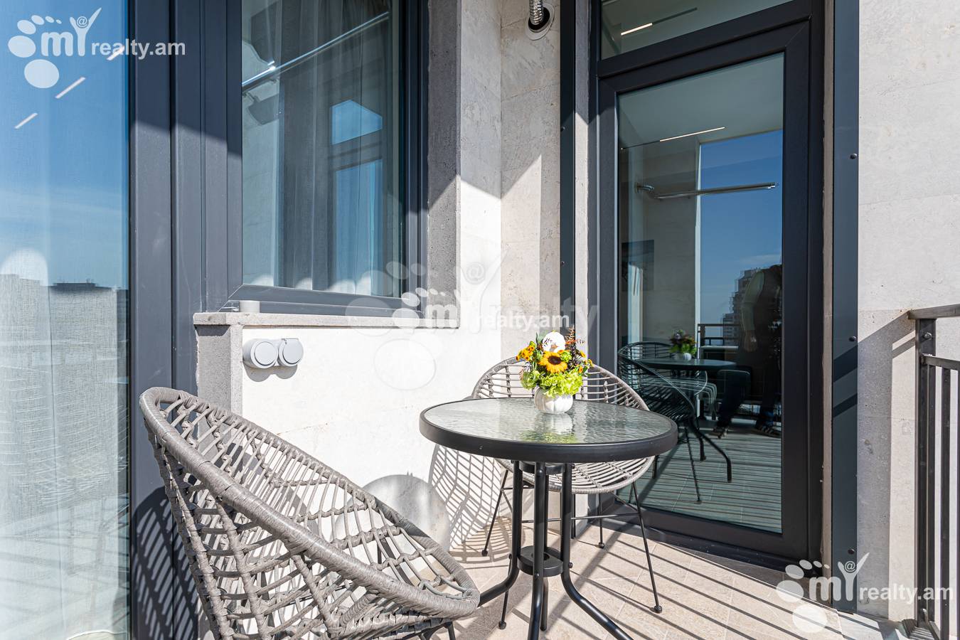 2 սենյականոց բնակարան վարձով Գրիբոեդովի փող, Արաբկիր Երևան, 157032