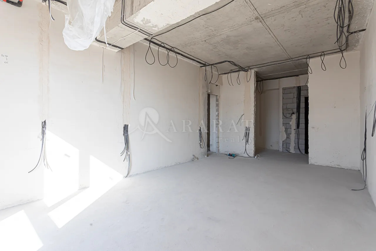 4 bedroom apartment for sale Aghbyur Serob St, Arabkir Yerevan, 157232