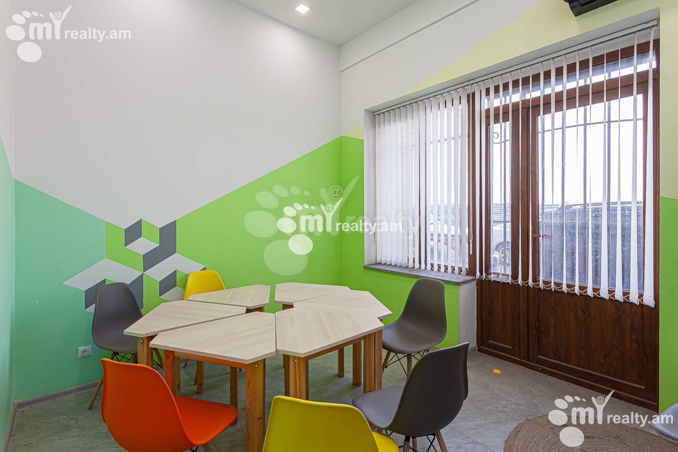 Снять коммерческoе помещение Аргишти ул, Центр Ереван, 150417