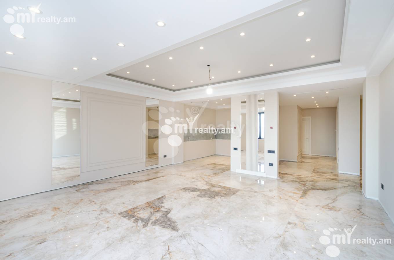 4 bedroom apartment for sale Buzand St, Center Yerevan, 153942