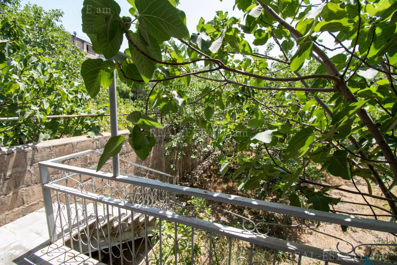 House for sale خیابان اِرزنکیان, عربگیر ایروان, 131697