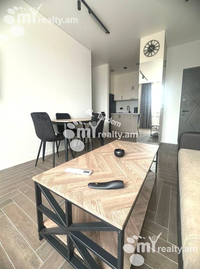 2 սենյականոց բնակարան  Ղազար Փարպեցու փող, Կենտրոն Երևան, 156658