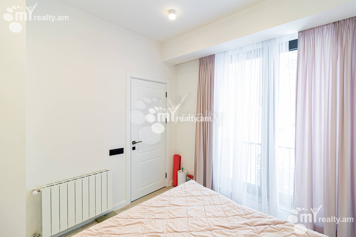 4 bedroom apartment for sale خیابان آخبیور سِروب, عربگیر ایروان, 154762