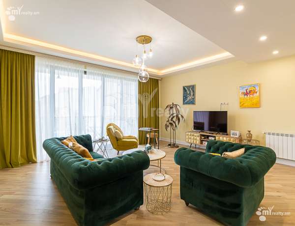 arandznatun-vacharq-Yerevan-Avan