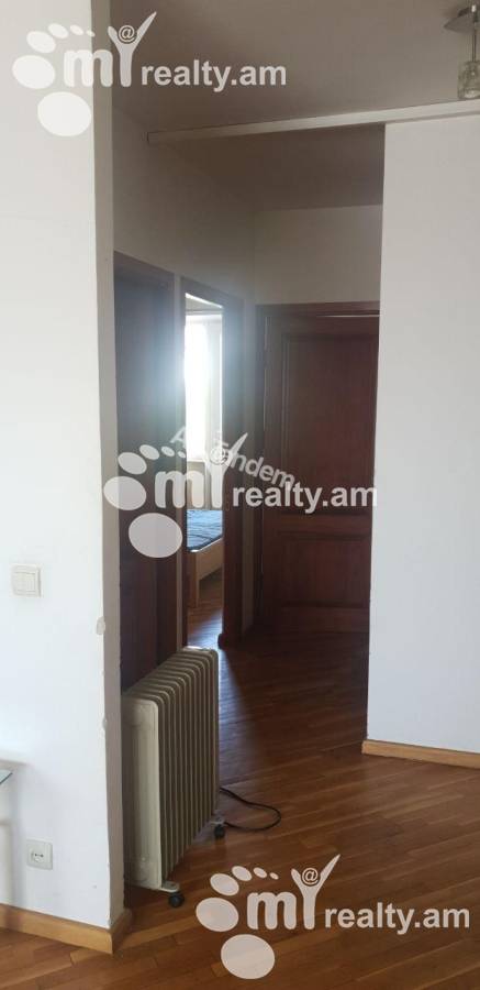 3 bedroom apartment for rent Baghramyan Ave (Kentron), Center Yerevan, 156633
