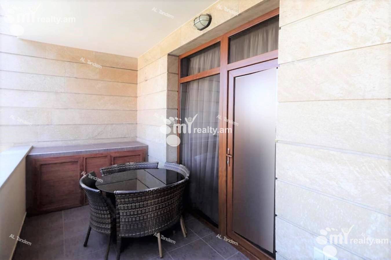 3 bedroom apartment for sale (خیابان باقرامیان (عربکیر, عربگیر ایروان, 122607