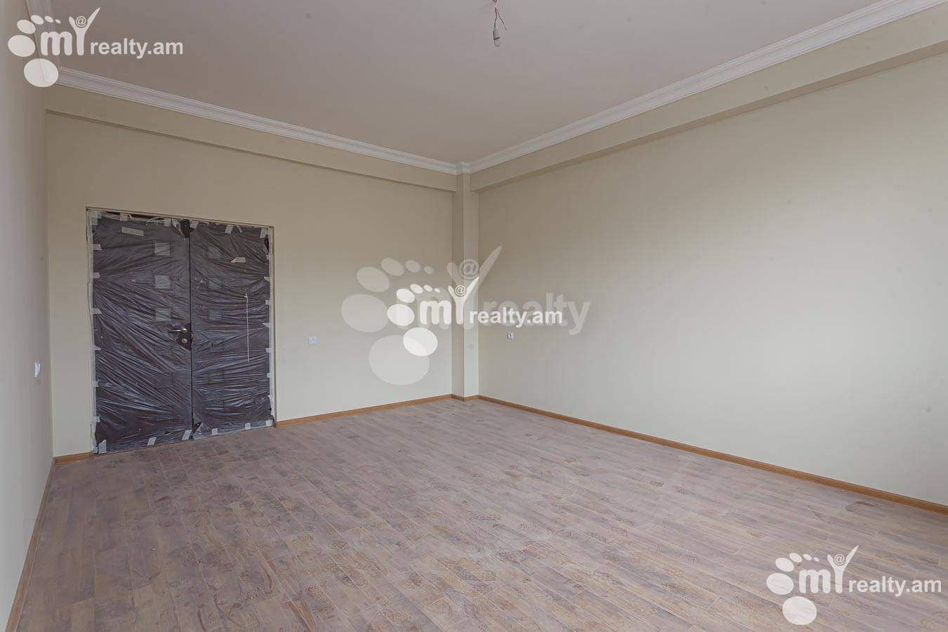 4 bedroom apartment for sale M․ Melqonyan str, Center Yerevan, 155075