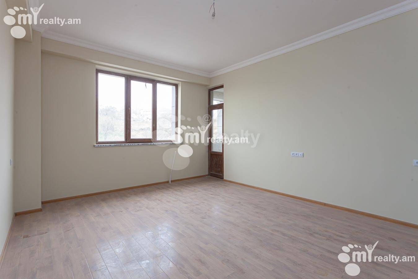 4 bedroom apartment for sale M․ Melqonyan str, Center Yerevan, 155075