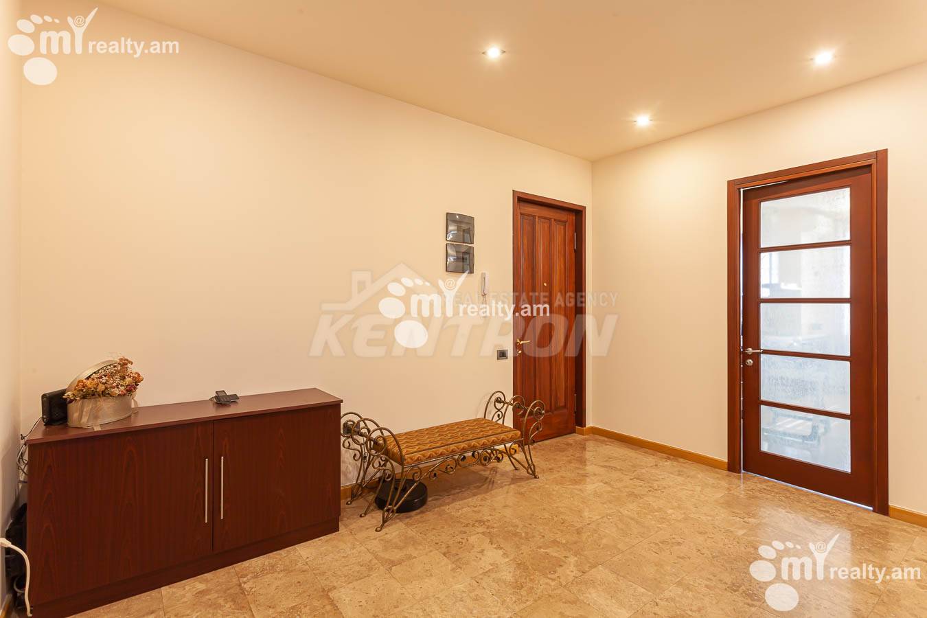 4 bedroom apartment for sale Antarayin St, Center Yerevan, 153629