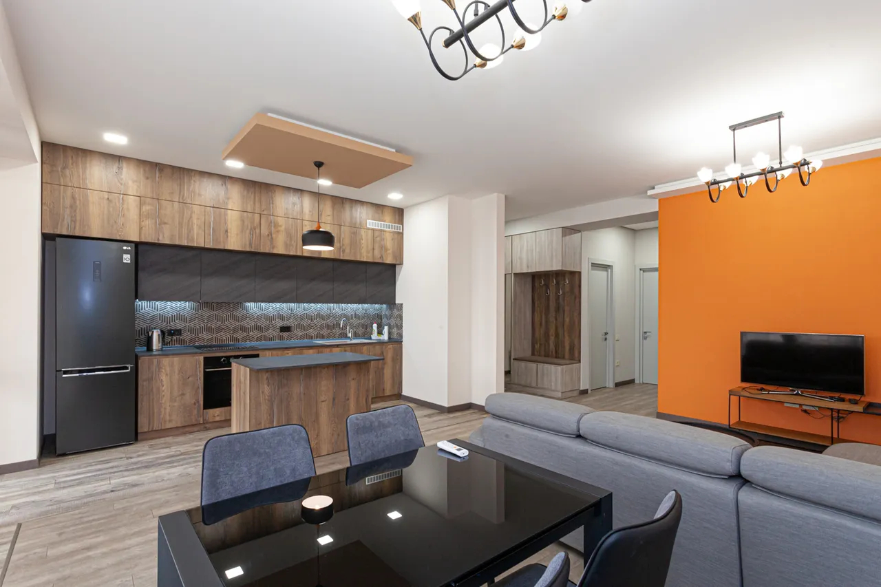 Снять 3 комнатную квартиру Сасна Црер ул., Давташен Ереван, 158924