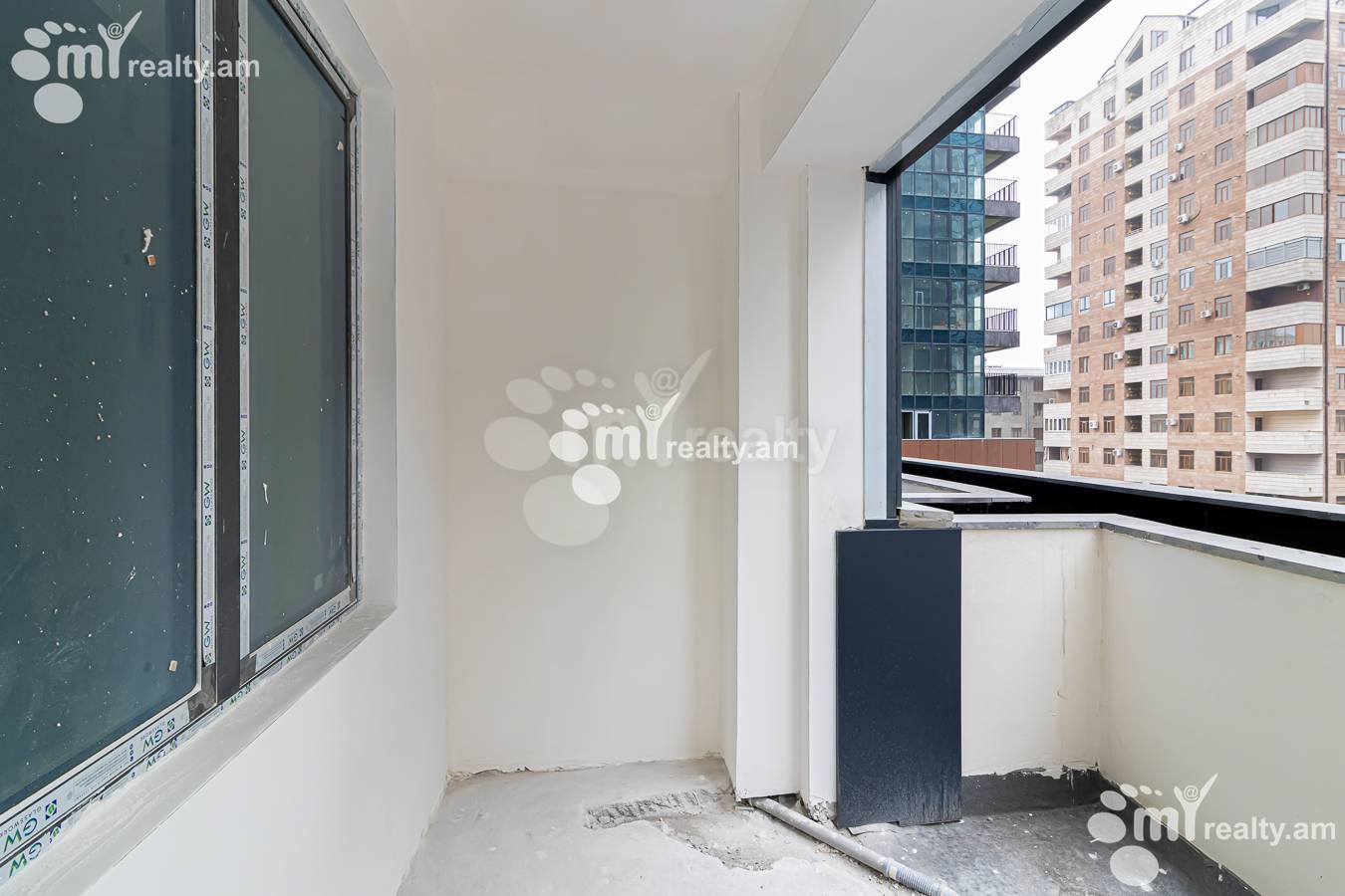 3 bedroom apartment for sale خیابان کومیتاس, عربگیر ایروان, 154381